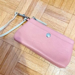 Coach Wristlet/ Clutch Auth. PINK! 💗